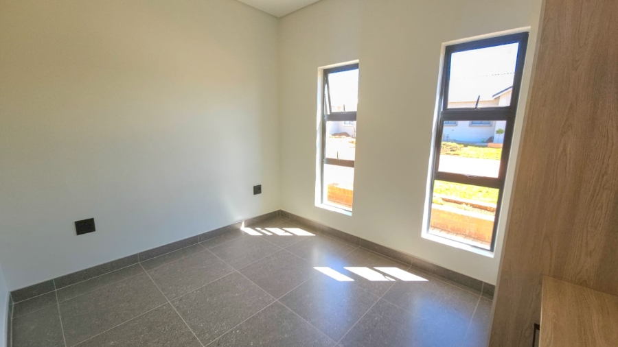 To Let 3 Bedroom Property for Rent in Melodie North West